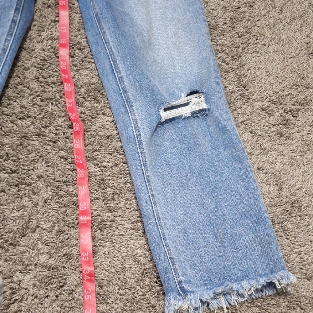 Vervet Los Angeles Trendy Light Blue Distressed Ankle Jeans-30 - Picture 5 of 7